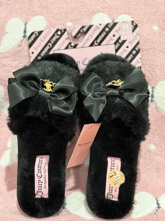 Juicy Couture Black Faux Fur Slide Slippers with Satin Bow & Gold Chain - Picture 4 of 6